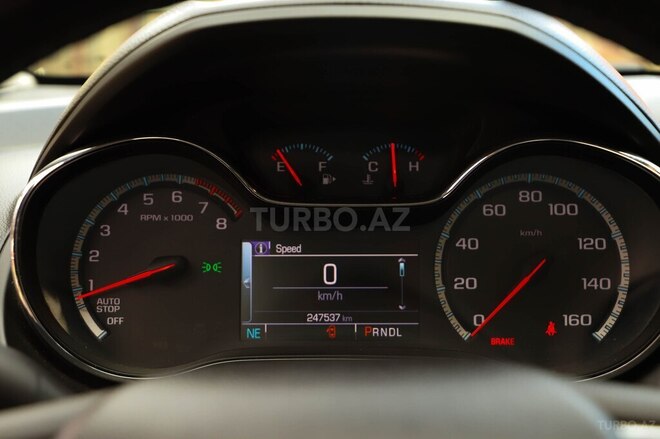 Chevrolet Cruze-13