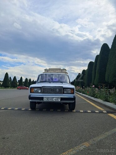 LADA (VAZ) 2107-1