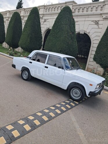 LADA (VAZ) 2107-4
