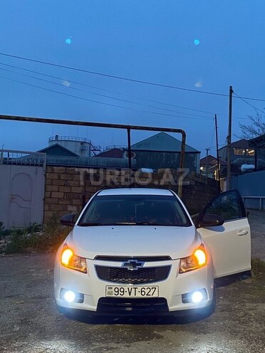 Chevrolet Cruze-1