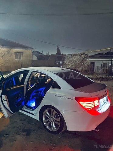 Chevrolet Cruze-6