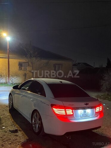 Chevrolet Cruze-5