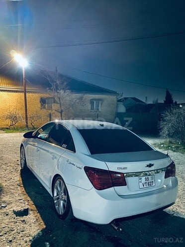 Chevrolet Cruze-8