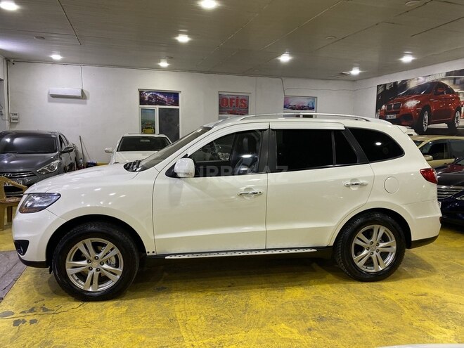 Hyundai Santa Fe-6