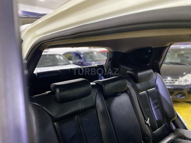 Hyundai Santa Fe-16