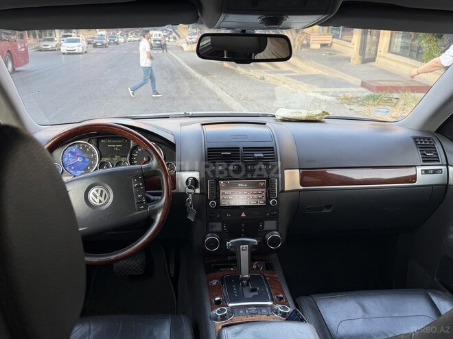 Volkswagen Touareg-5