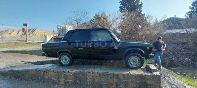 LADA (VAZ) 2107-21