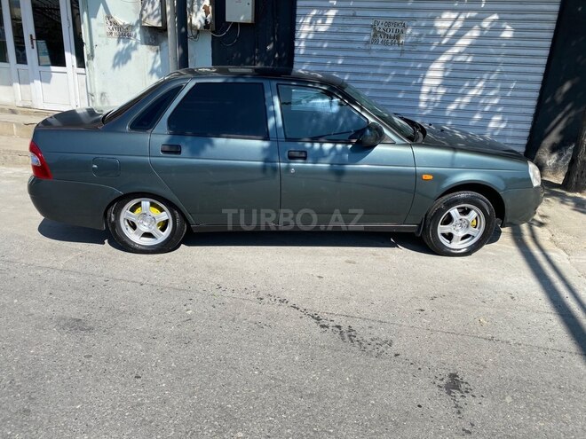 LADA (VAZ) Priora-16