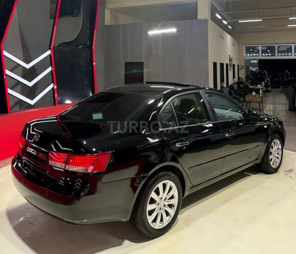 Hyundai Sonata-5
