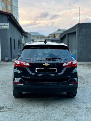 Chevrolet Equinox-8