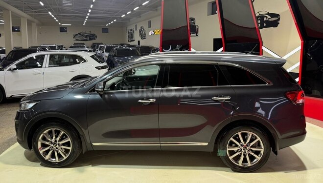 Kia Sorento-8