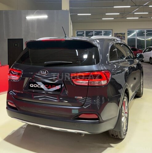 Kia Sorento-11
