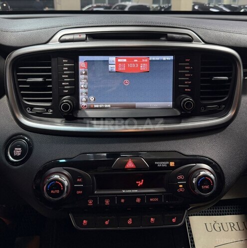 Kia Sorento-23