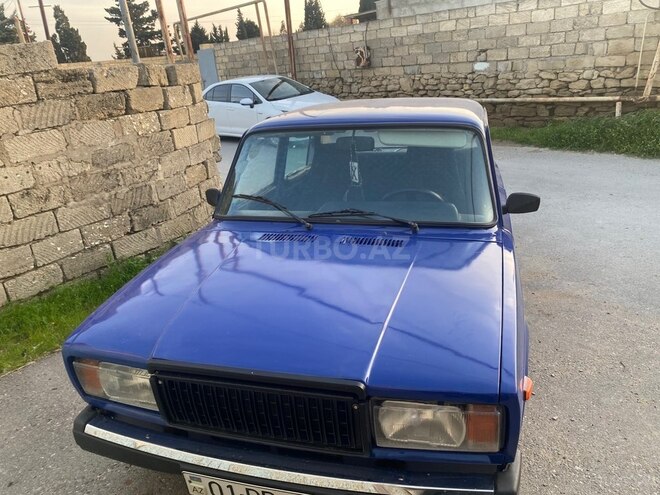 LADA (VAZ) 2107-1