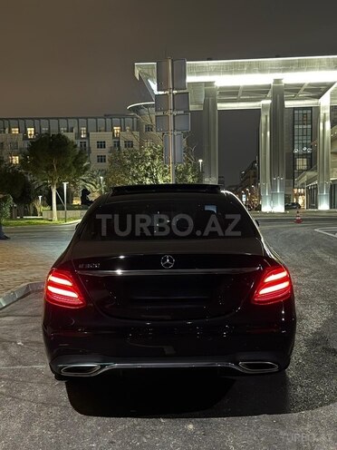 Mercedes E 300-4