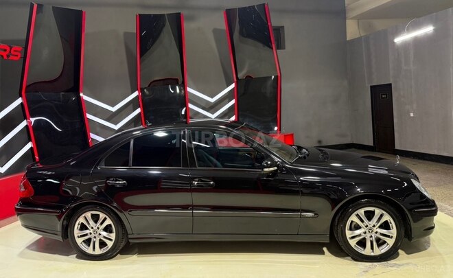 Mercedes E 220-5