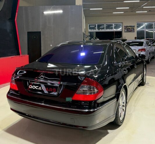 Mercedes E 220-8