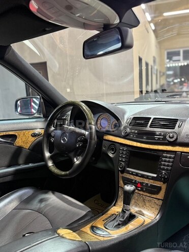 Mercedes E 220-16