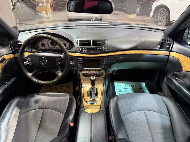 Mercedes E 220-14