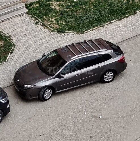 Renault Laguna-2