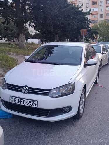 Volkswagen Polo-1