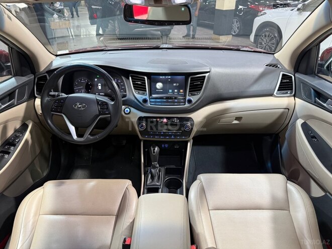 Hyundai Tucson-13