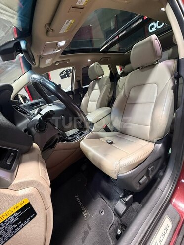 Hyundai Tucson-11