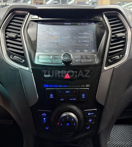 Hyundai Santa Fe-20