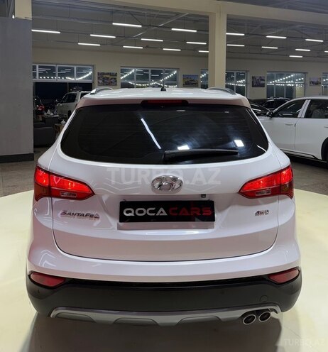 Hyundai Santa Fe-12