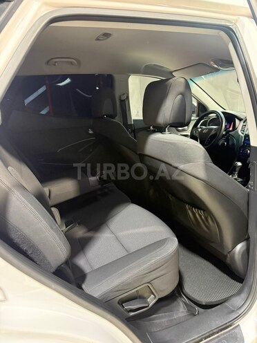 Hyundai Santa Fe-14