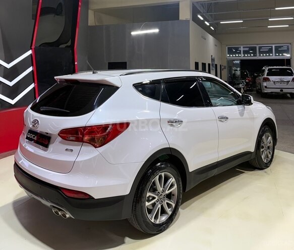 Hyundai Santa Fe-9