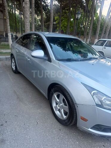 Chevrolet Cruze-6