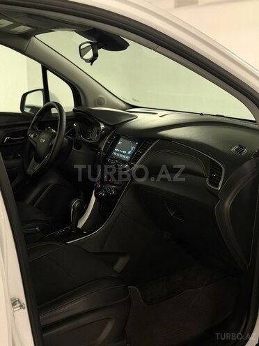 Chevrolet Trax-10