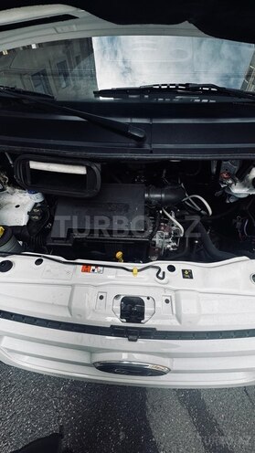 Ford Transit-8
