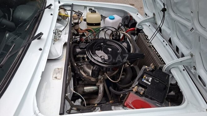 LADA (VAZ) 2106-4