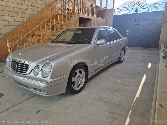 Mercedes E 220-5
