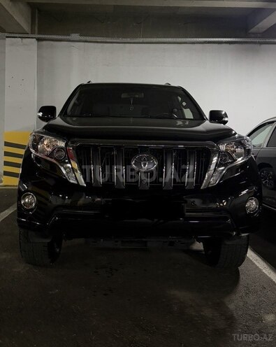 Toyota Land Cruiser Prado-5