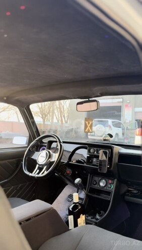 LADA (VAZ) 2107-2