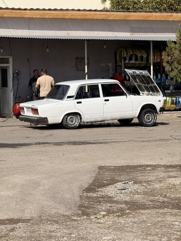 LADA (VAZ) 2107-10