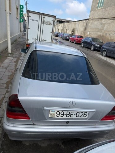 Mercedes C 240-2