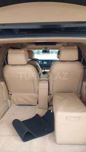Kia Carnival-7