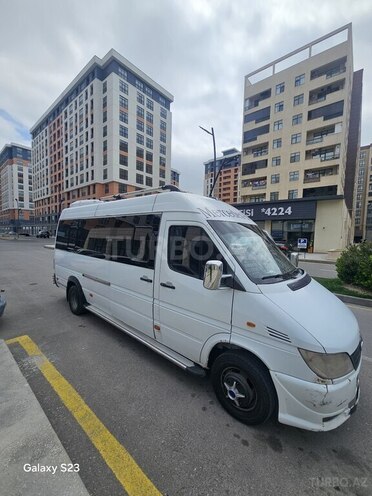 Mercedes 412 D-9