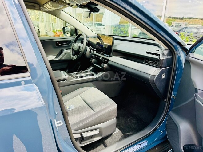 Toyota RAV4-12