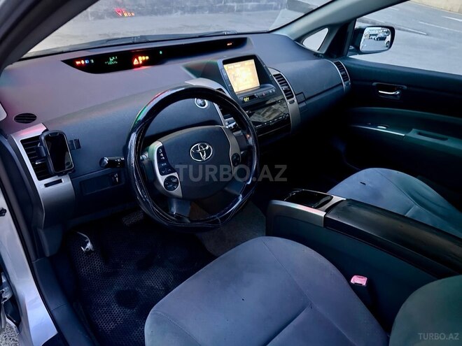 Toyota Prius-20