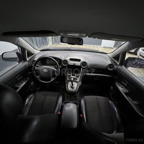 Kia Carens-11