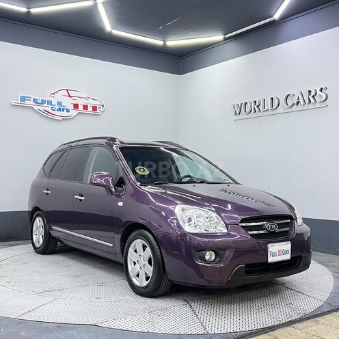Kia Carens-2