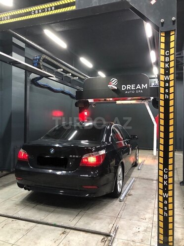 BMW 525-7