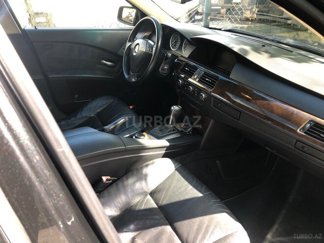 BMW 525-11