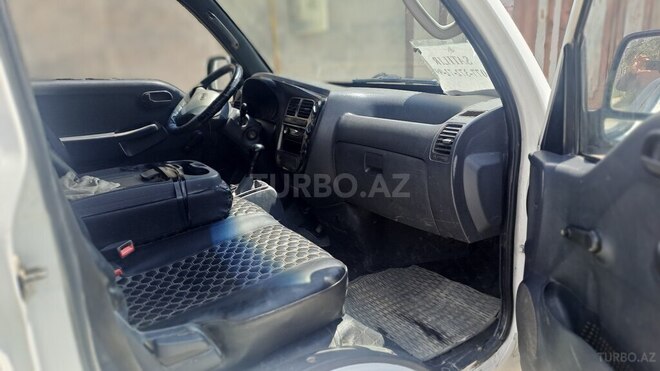 Kia K2700-5