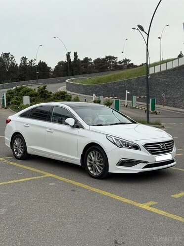 Hyundai Sonata-1